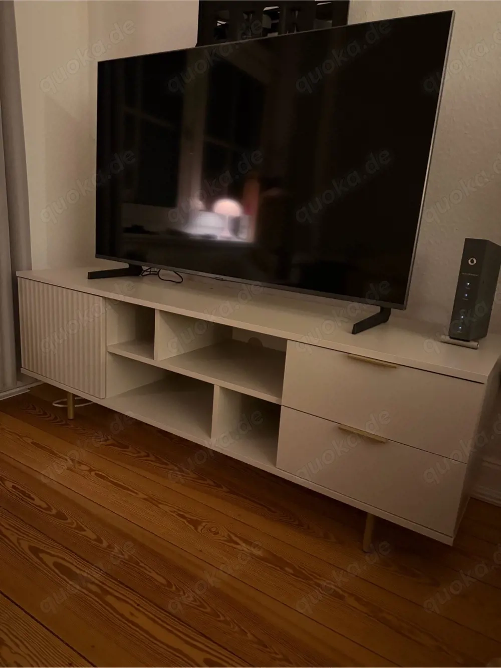 TV Board in hellbeige   cashmere 