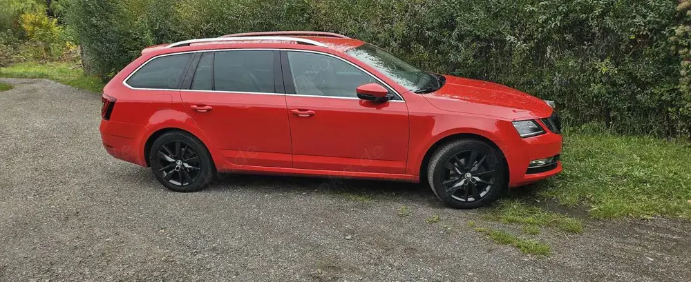 Skoda Octavia Combi 2.0 TDI DSG Premium Edition