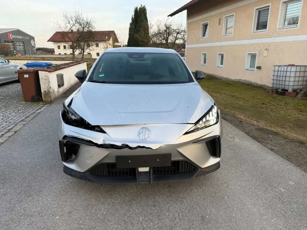 MG Others 4 Standard