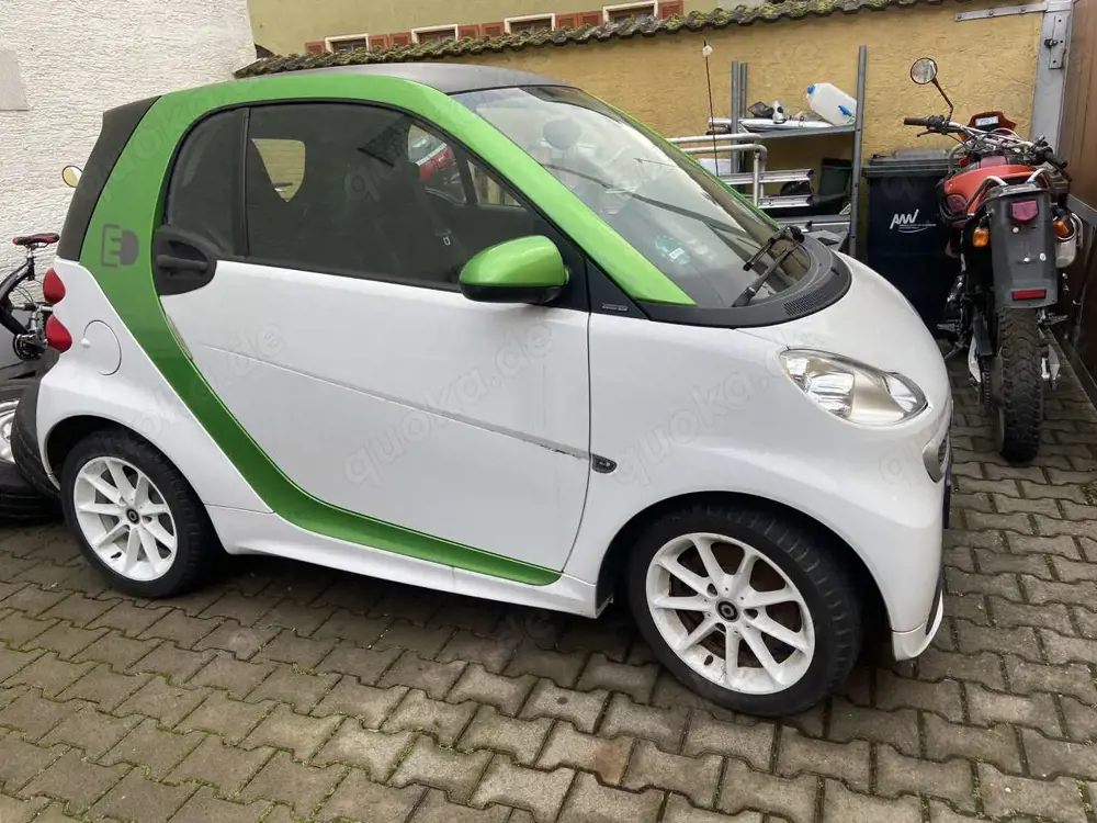 smart forTwo smart fortwo coupe electric drive Automatik