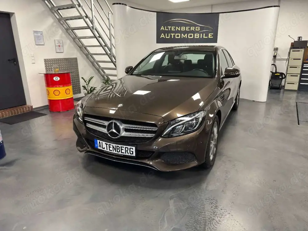 Mercedes-Benz C 220 d Limousine LED AHK PDC Tempomat Sitzhzg.