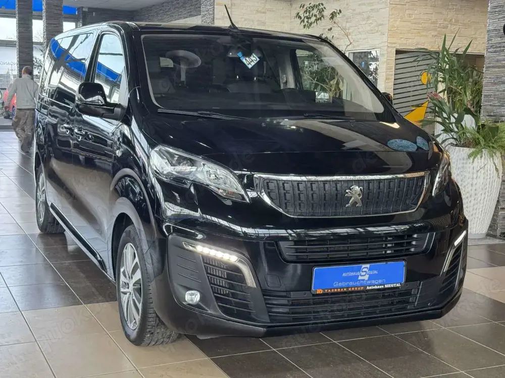 Peugeot Traveller Business VIP L2 Leder 6-Sitze Navi AHK