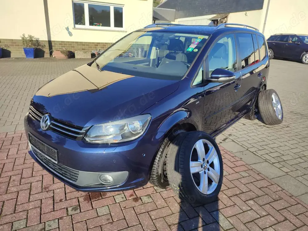 Volkswagen Touran 1,4 Automatik *7 Sitzer* 8 Fachbereift* KLIMA