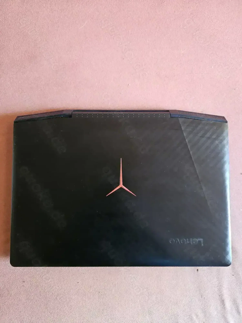Lenovo Legion Y720 Laptop + Netzteil und Gaming Maus