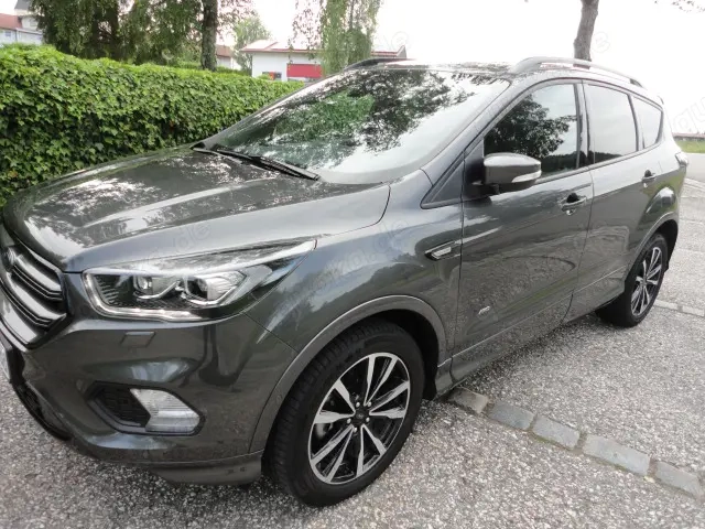 Ford Kuga ST-Line 1,5 EcoBoost 4x4 184 PS Automatik TOP-Zustand