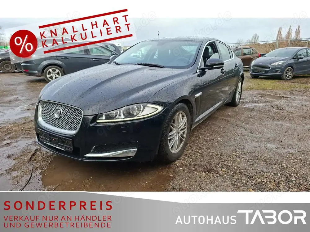 Jaguar XF 3.0 D V6 Aut. Navi Kamera PDC LM Keyless LM