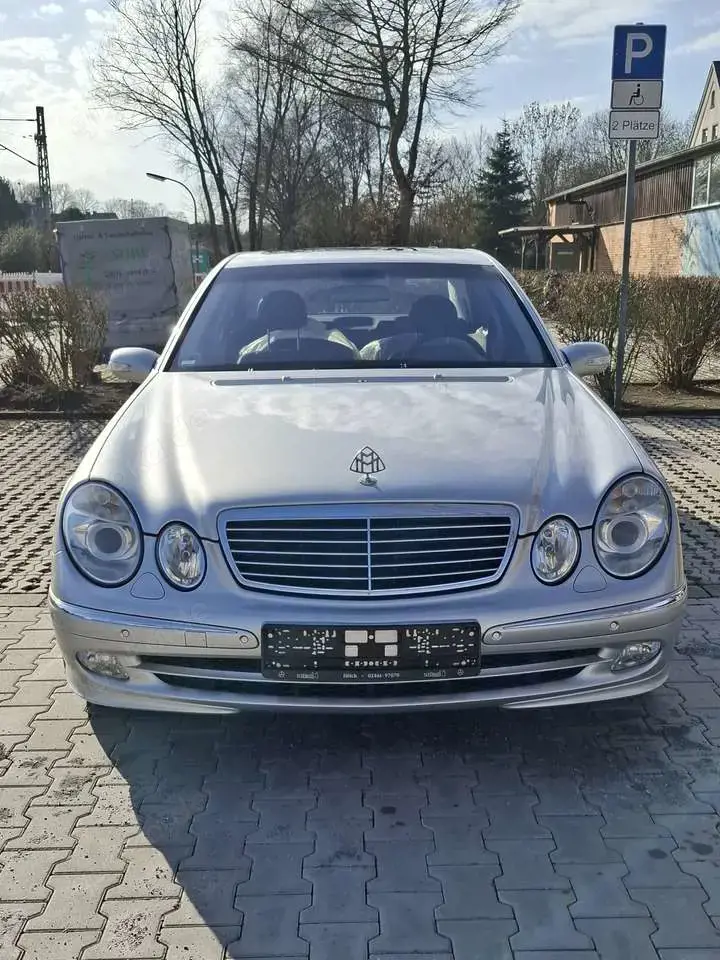 Mercedes-Benz E 320 W211 Avantgarde