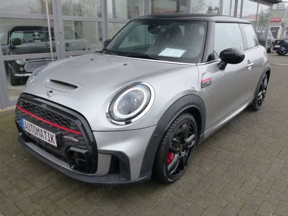 MINI John Cooper Works John Cooper Works 2.0 Essential Trim Aut.*PANO*HUD