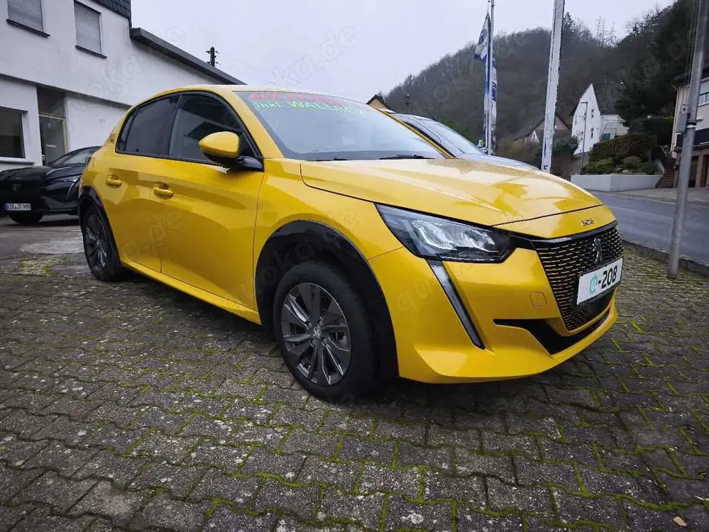 Peugeot 208 -e Elektro 136 Allure Pack 208 -e