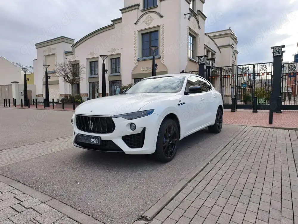 Maserati Levante GT MildHybrid|Sport|Nerissimo|Pano|HK|ACC|360°