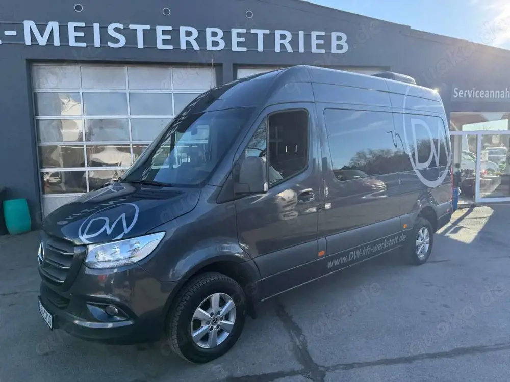 Mercedes-Benz Sprinter III Tourer RWD/AWD 319 CDI RWD L2