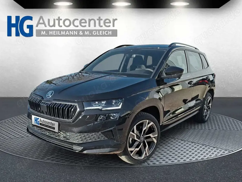 Skoda Karoq 1.5TSI Sportline Pano AHK Matrix 19"Side