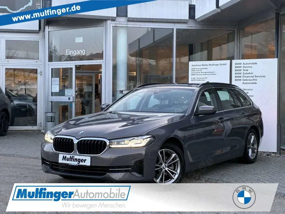 BMW 520 d xDr.T.HUD Ad-LED Kamera Live-Prof Sitzh.DAB