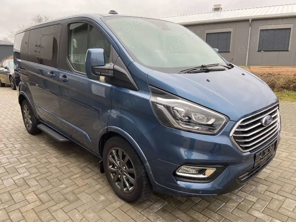 Ford Tourneo Custom