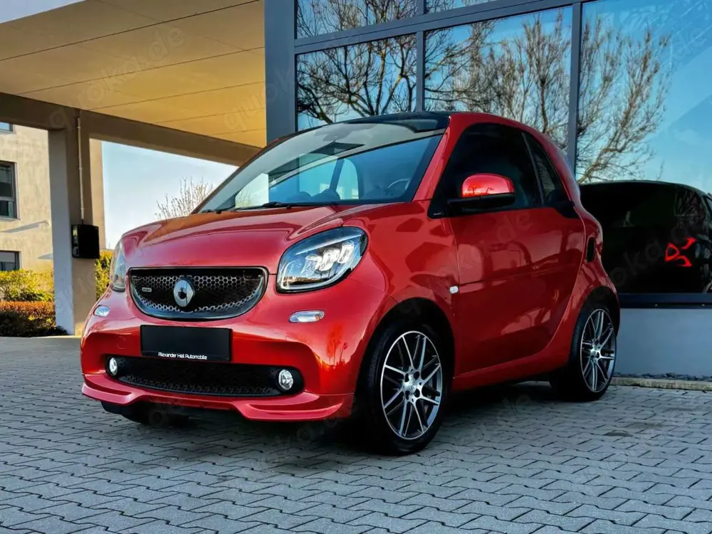 smart forTwo 109PS*ORIGINAL BRABUS*LED*LEDER*PANO*NAVI