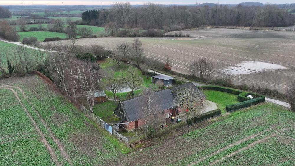 suche Sanierungsbedürftiges kleines Haus