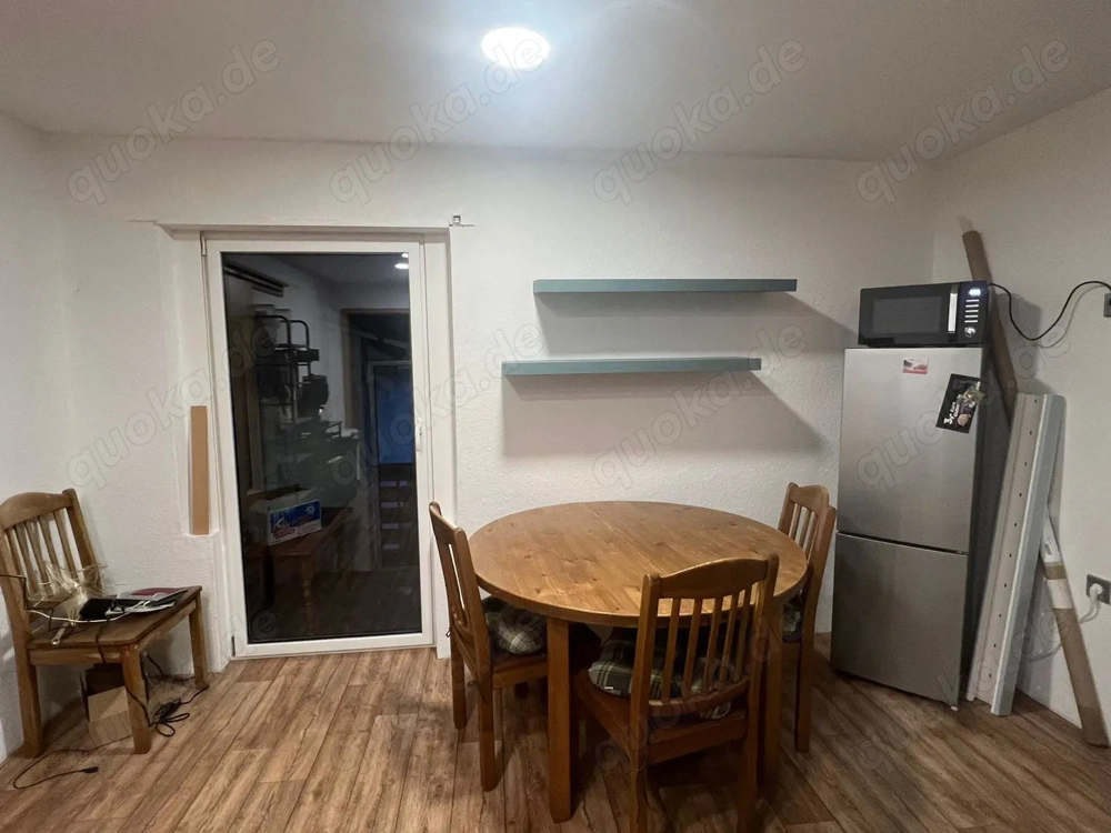 2 Zimmer zu vermieten mit Wohnessküche,  Bad , Balkon