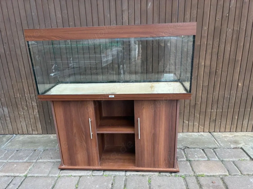 Juwel-Aquarium mit Unterschrank 240l