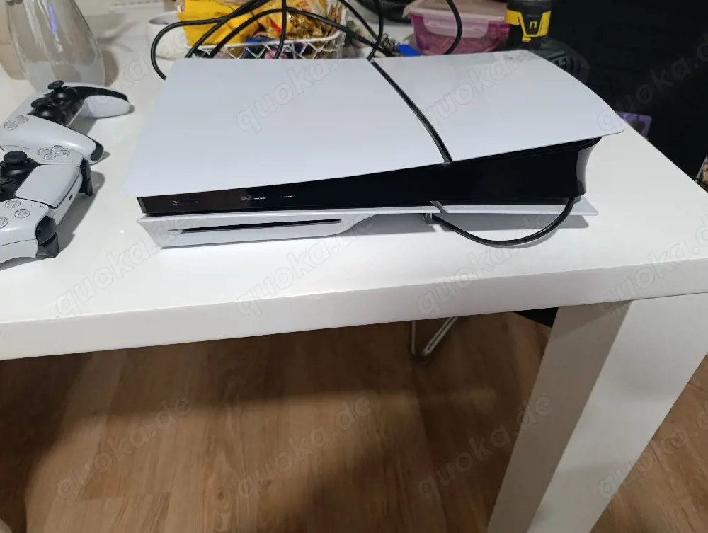 ps5 console mit 2 controller 