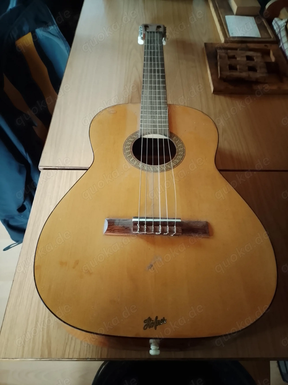 Gitarre  Höfner 
