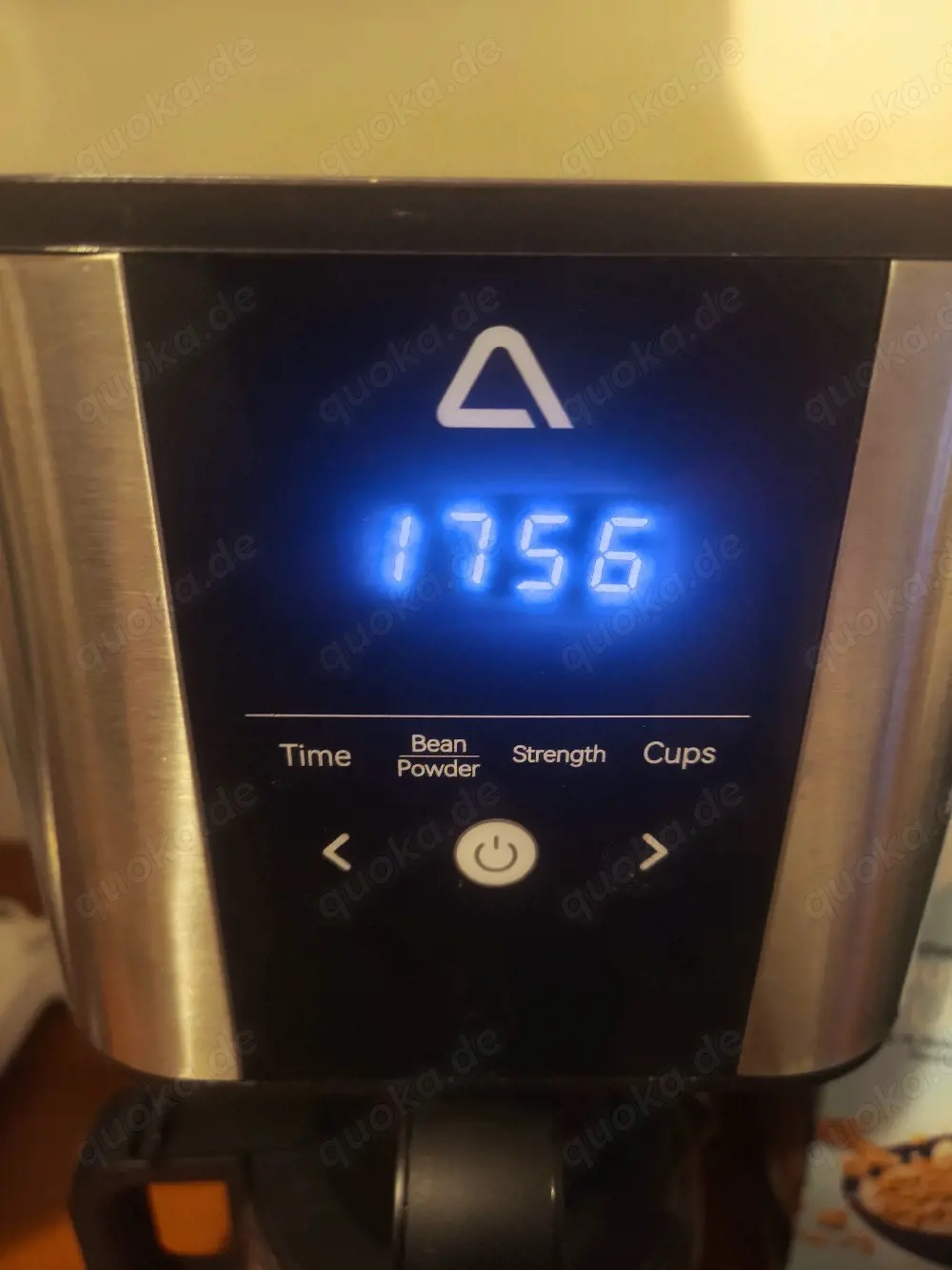Kaffeemaschine mit Mahlwerk 