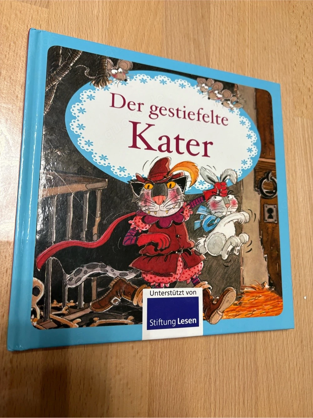 Neuwertiges Kinderbuch  Der gestiefelte Kater  von Stiftung Lesen