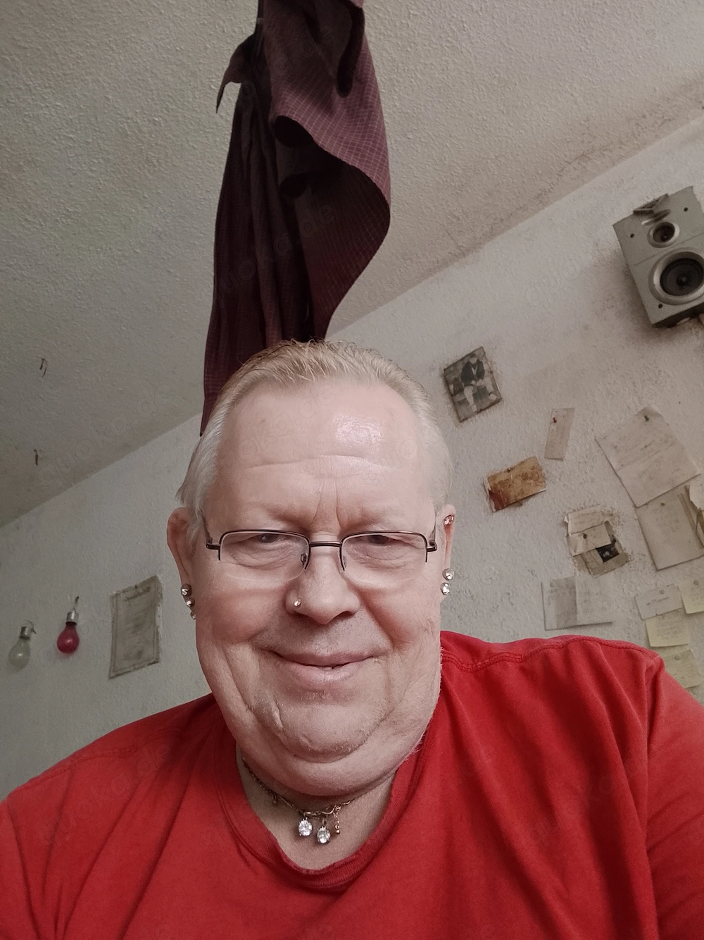 Suche schöne Hausfreunde in Köln 