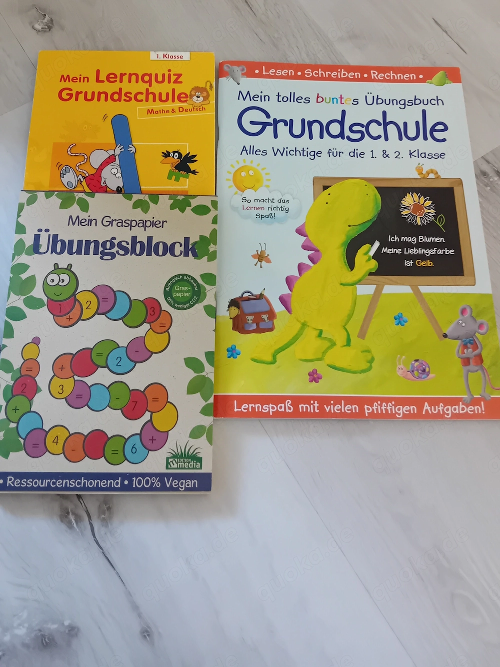 Bücher Grundschule und Wir lernen die Uhr Lük
