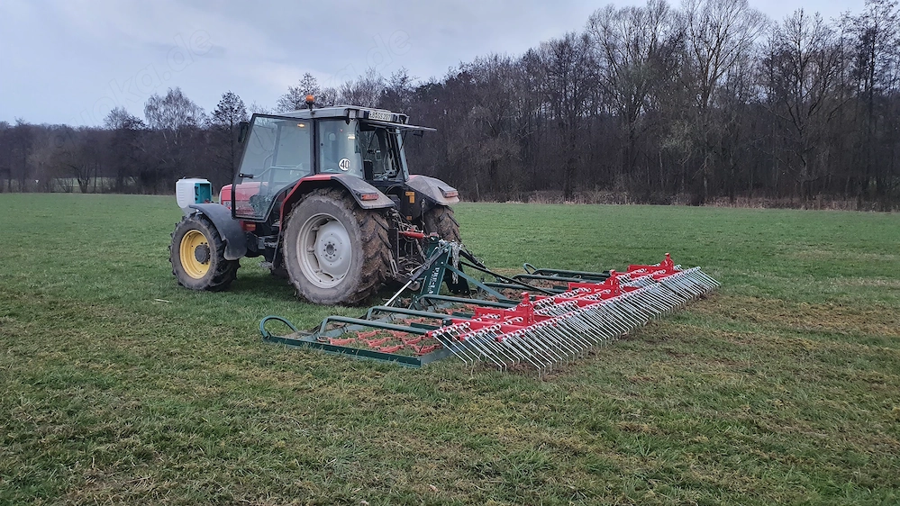 Wiesen-, Weide und Koppelpflege - Striegeln, nachsäen