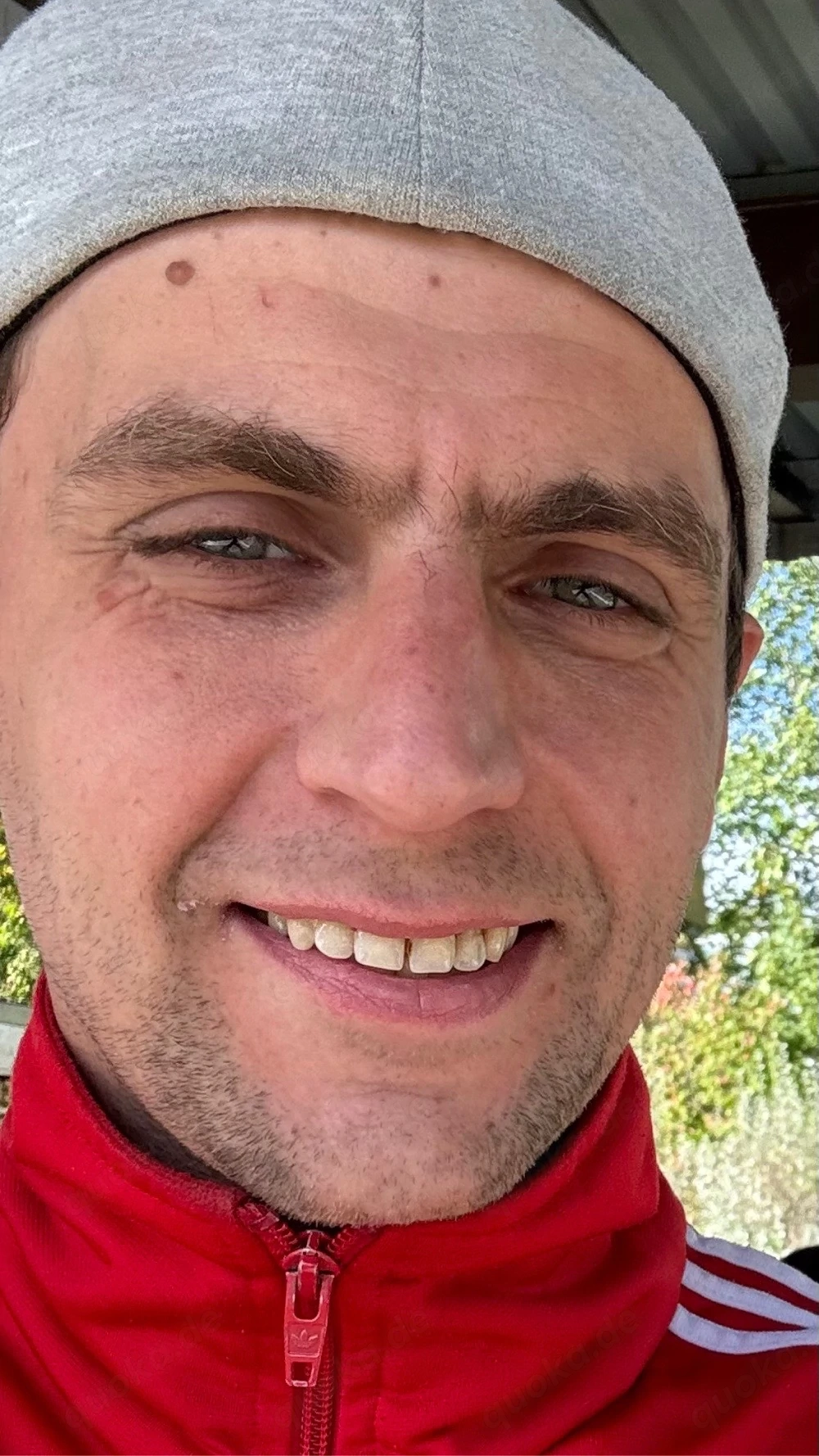 XXL Schwanz (23 cm) aus Hellersdorf sucht spontane Sie
