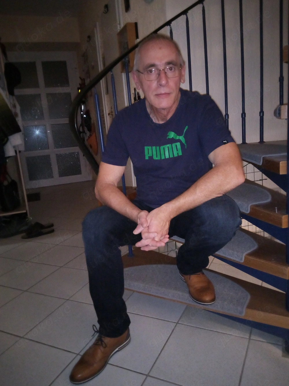 Junger Mann Anfang 60 sucht Frau 