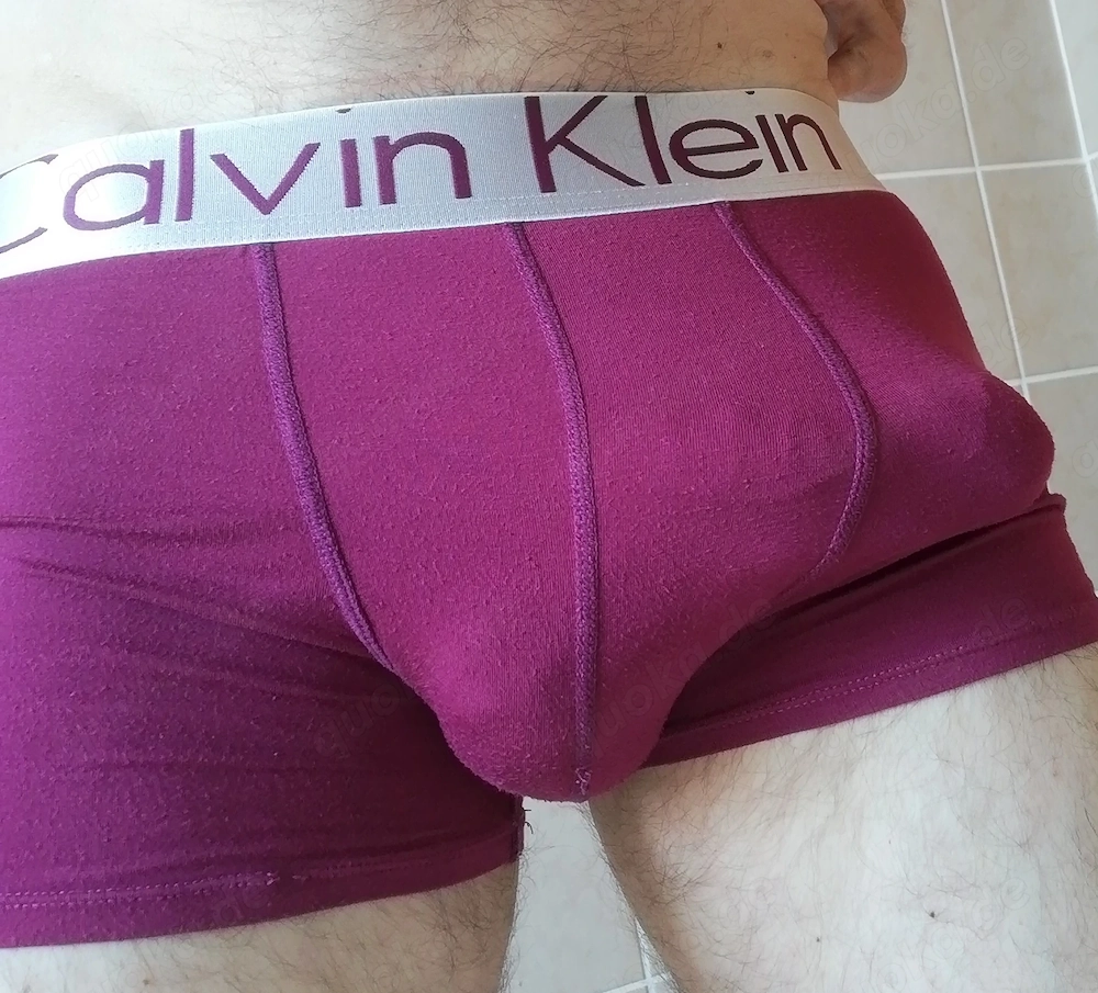 Welche untervögelte (Ehe-)Frau möchte einen BIG DICK probieren