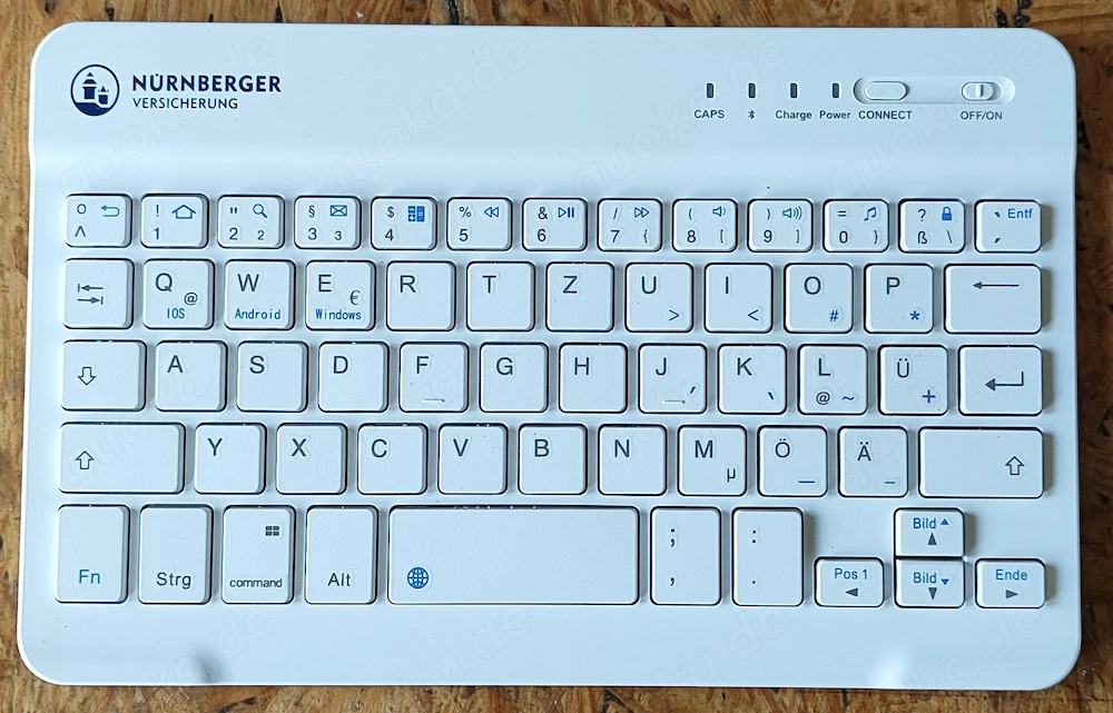 Bluetooth Tastatur mit Cover - NEU in OVP