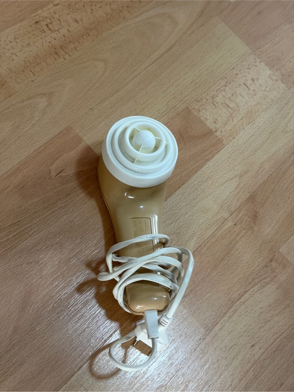 Elektrisches Handmassagegerät   mit Wärmefunktion
