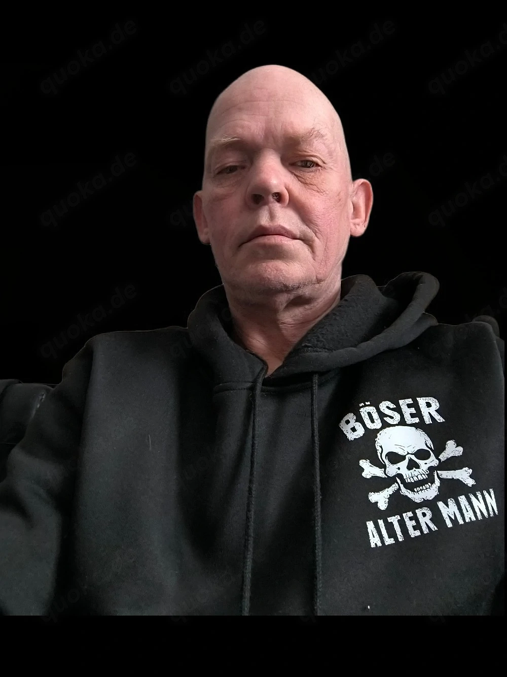 Herr sucht sehr devote Frau für eine feste Beziehung 