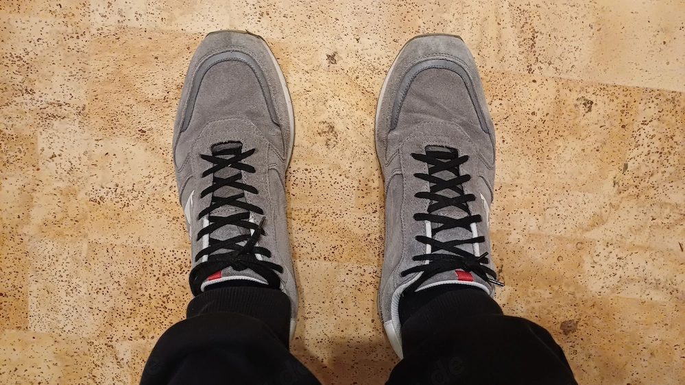 Getragene Schuhe