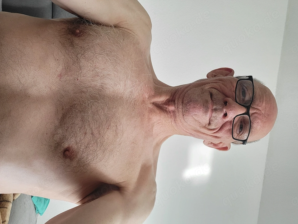 62Jähriger sucht Massage 