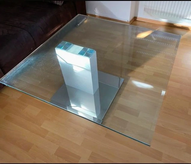 Glastisch zu verschenken