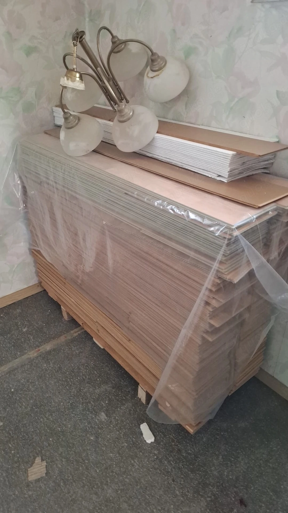 Laminat , gebraucht zu verschenken