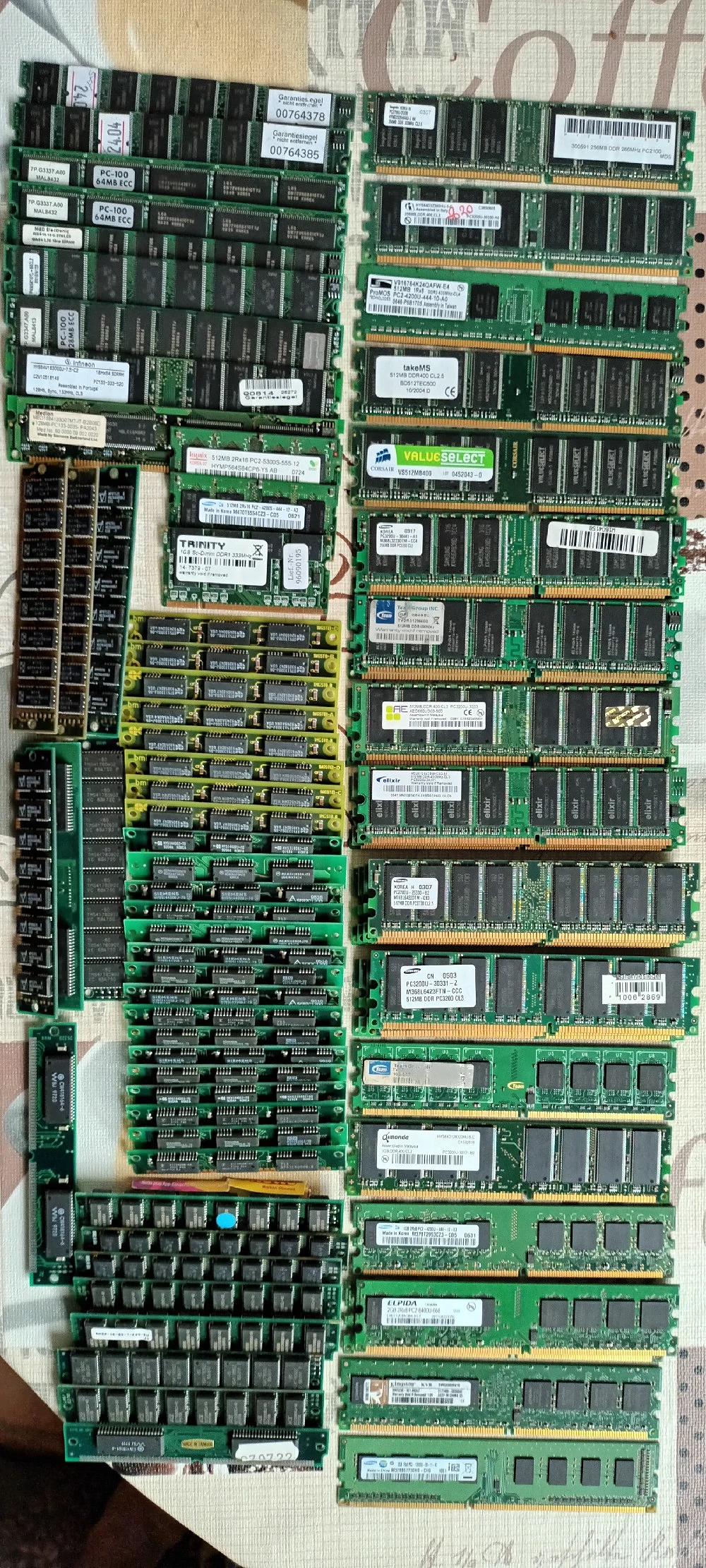 Riesen RAM-Konvolut 80 Teile   Siemens EDO   30-Pin SIMM Set   Retro PC