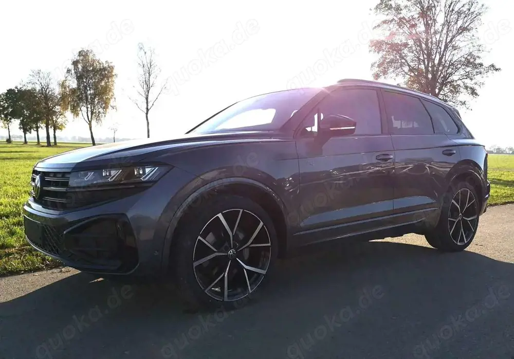 Volkswagen Touareg 3.0 TDI 210 kW 4Motion R-Line V6 UPE 113.880 € ...
