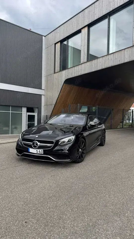 Mercedes-Benz S 63 AMG Coupe *Carbon *Swarovski * Magic Sky * Massage