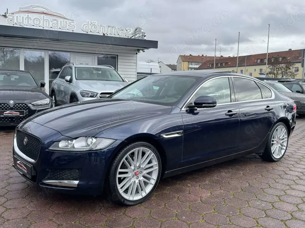 Jaguar XF 25d Prestige NAVI LEDER PANO RFKA TWA