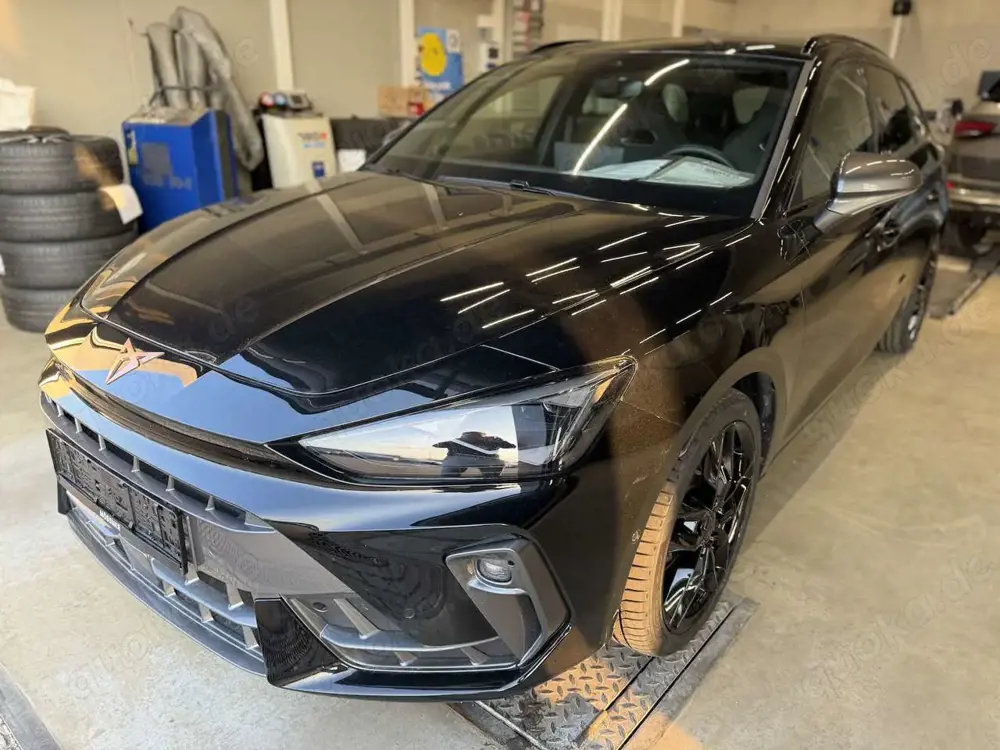 CUPRA Leon ST 1.5eTSI DSG Skyline Dynamic Matrix AHK