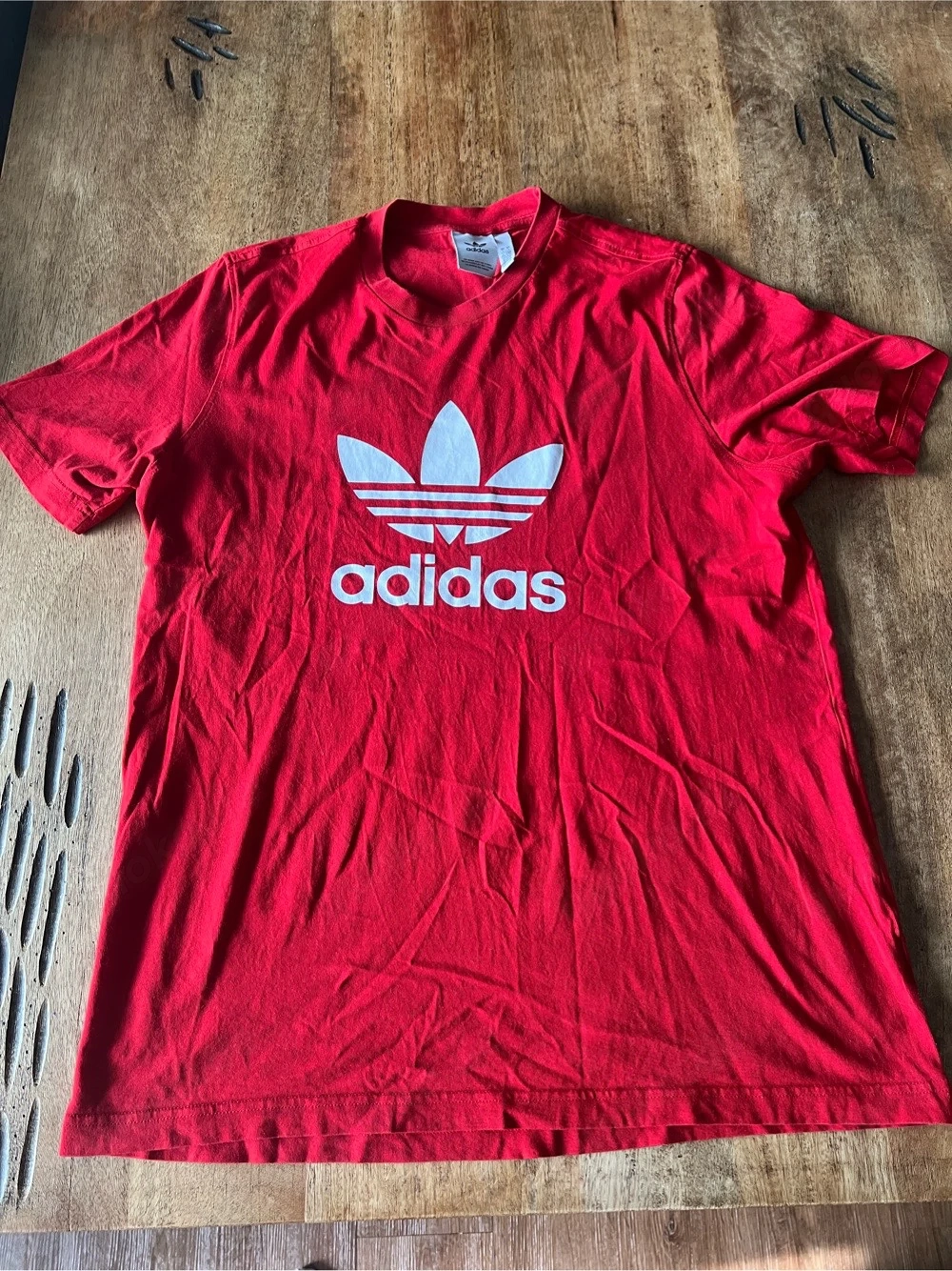 Adidas Shirt Rot L Weißes Brustlogo