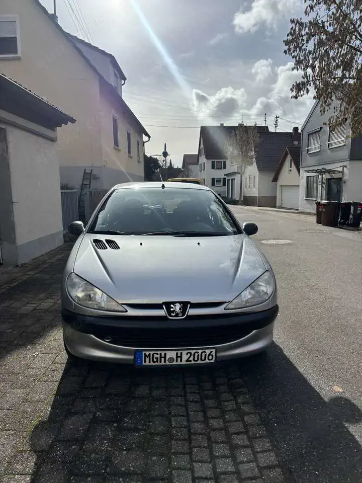 Peugeot 206