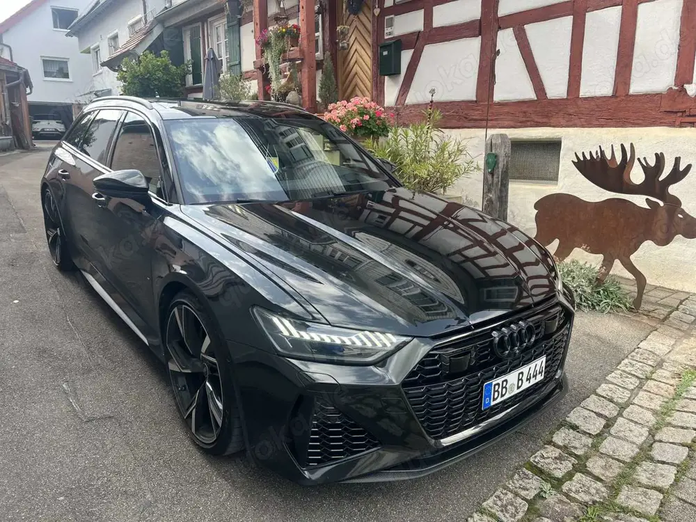 Audi RS6 *Matrix*Pano*Night*22+22*Grüne Sonderfarbe*