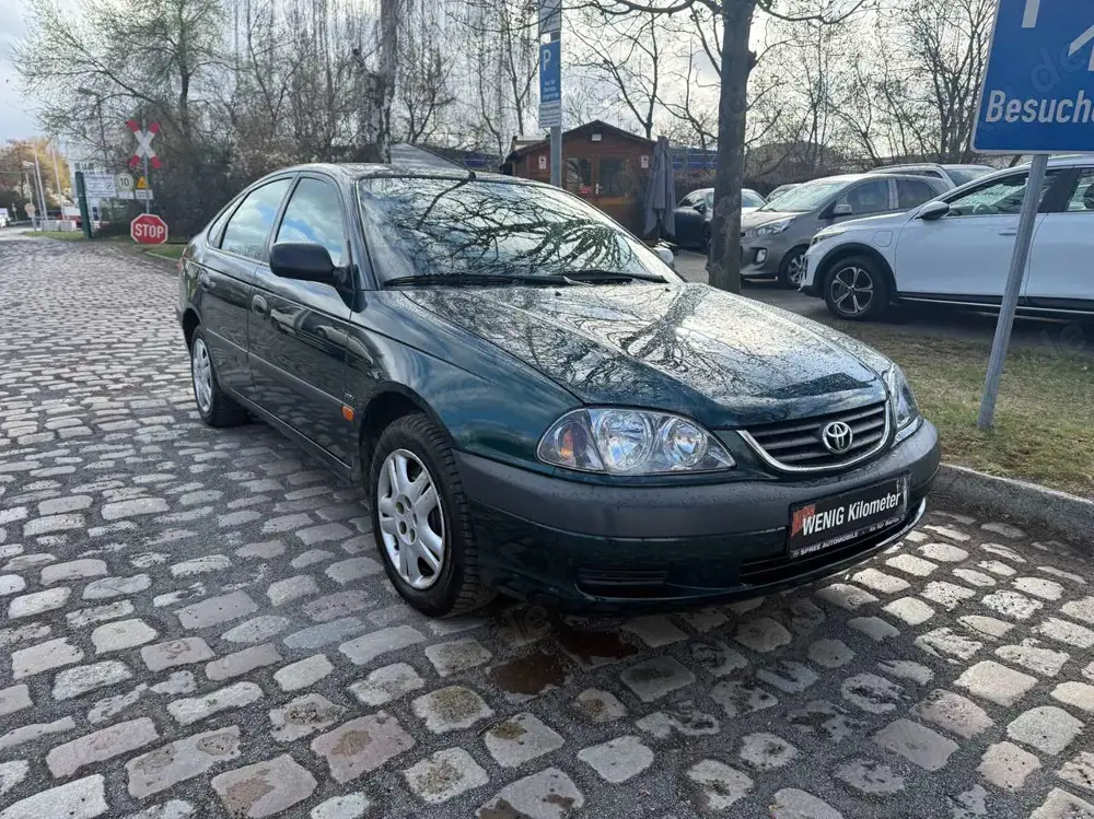Toyota Avensis Avensis 1.6 linea terra