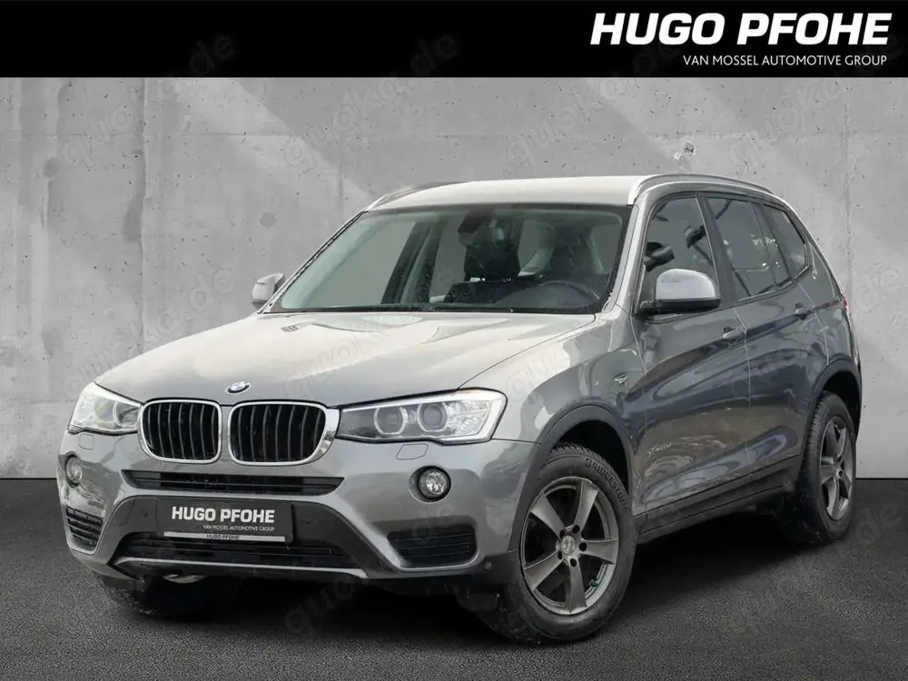 BMW X3 xDrive 20d. Kamera. Xenon