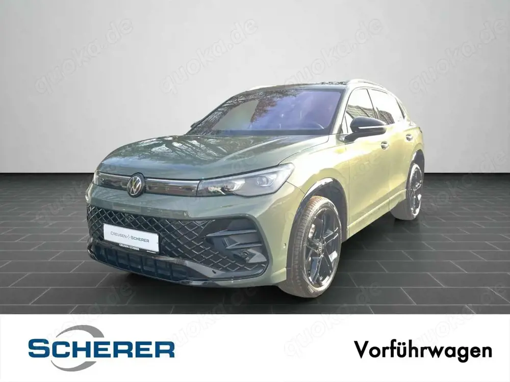 Volkswagen Tiguan R-Line Panorama AHK Black-Style Standhzg